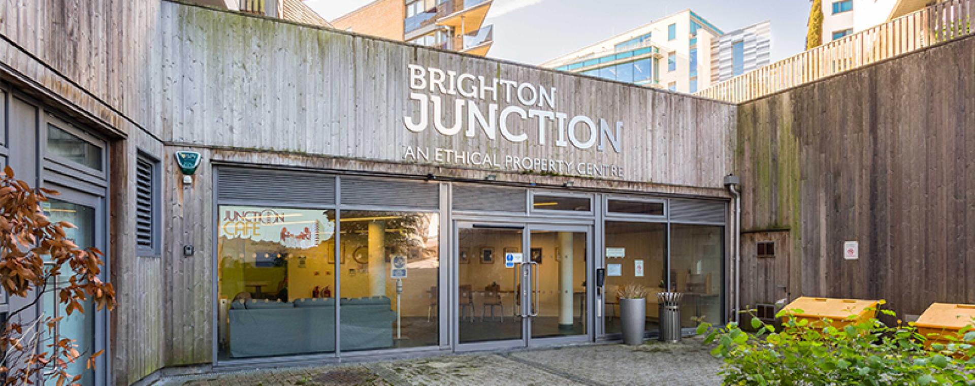 Brighton Junction Front